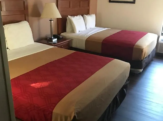 The & 3* Markham