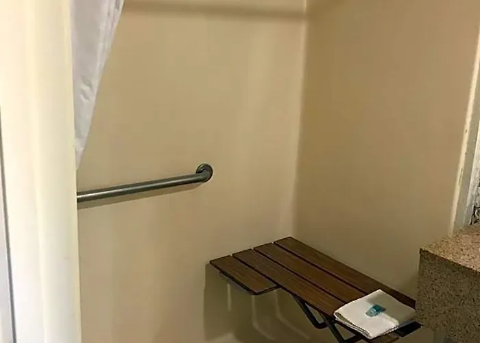 Hotel The & 3*