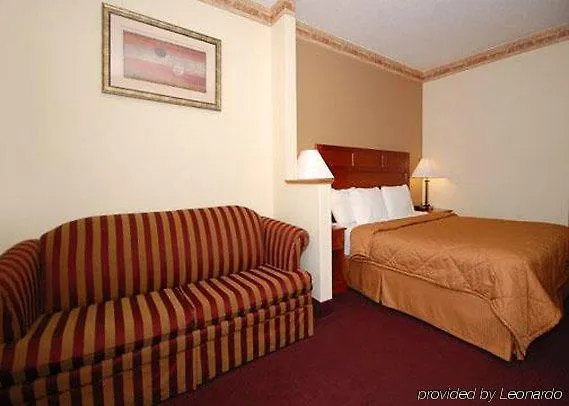 The & Hotel